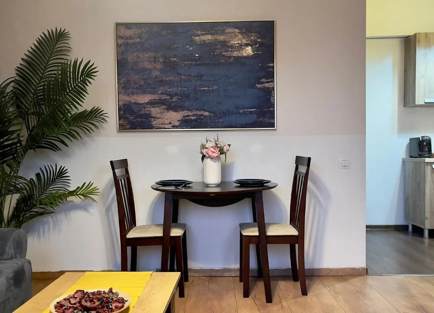 Old Town Happiness Apartment Bucharest